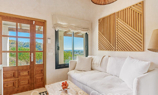 Domaine de luxe andalou avec logement d'hôtes et vue sublime sur la mer à vendre sur les collines d'Estepona 65123 