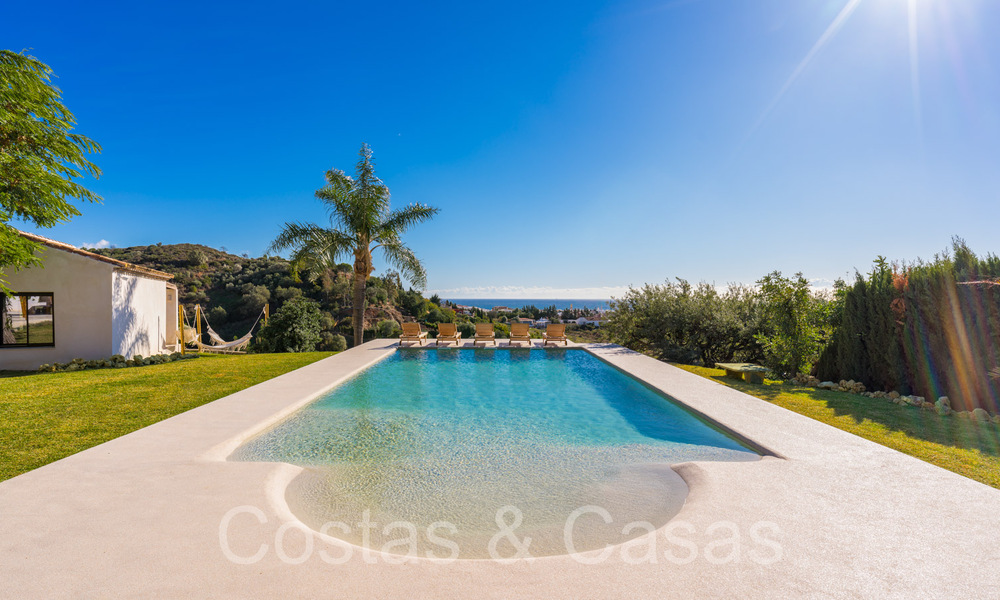 Domaine de luxe andalou avec logement d'hôtes et vue sublime sur la mer à vendre sur les collines d'Estepona 65125