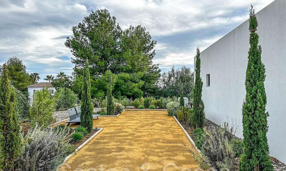 Villa architecturale de luxe avec vue panoramique sur la mer à vendre à Marbella - Benahavis 65460