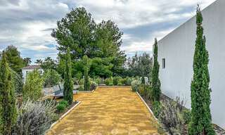 Villa architecturale de luxe avec vue panoramique sur la mer à vendre à Marbella - Benahavis 65460 