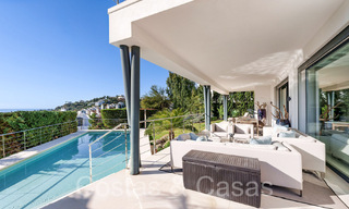 Villa de luxe moderniste à vendre dans une urbanisation fermée à La Quinta, Marbella - Benahavis 65701 