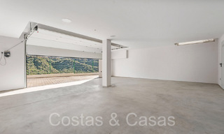 Villa de luxe moderniste à vendre dans une urbanisation fermée à La Quinta, Marbella - Benahavis 65703 