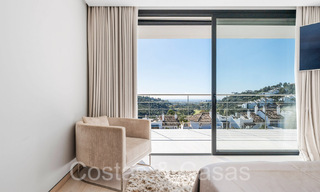 Villa de luxe moderniste à vendre dans une urbanisation fermée à La Quinta, Marbella - Benahavis 65718 