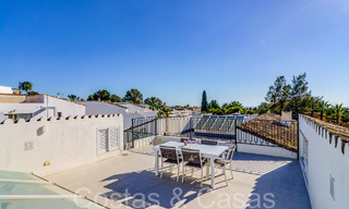 Maison mitoyenne moderne rénovée à vendre sur le New Golden Mile entre Marbella et Estepona 65746 
