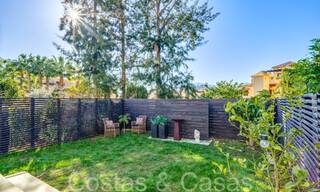 Maison mitoyenne moderne rénovée à vendre sur le New Golden Mile entre Marbella et Estepona 65758 