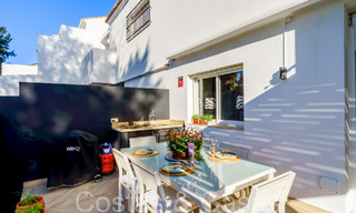 Maison mitoyenne moderne rénovée à vendre sur le New Golden Mile entre Marbella et Estepona 65760 