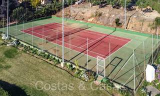 Maison mitoyenne moderne rénovée à vendre sur le New Golden Mile entre Marbella et Estepona 65763 