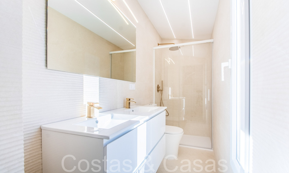 Maison contemporaine rénovée avec de belles vues sur la mer à vendre à Riviera del Sol, Mijas, Costa del Sol 65832