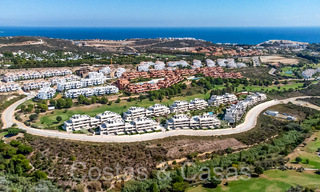 Appartements de nouvelle construction au design avant-gardiste à vendre, en première ligne de golf à Casares, Costa del Sol 65350 