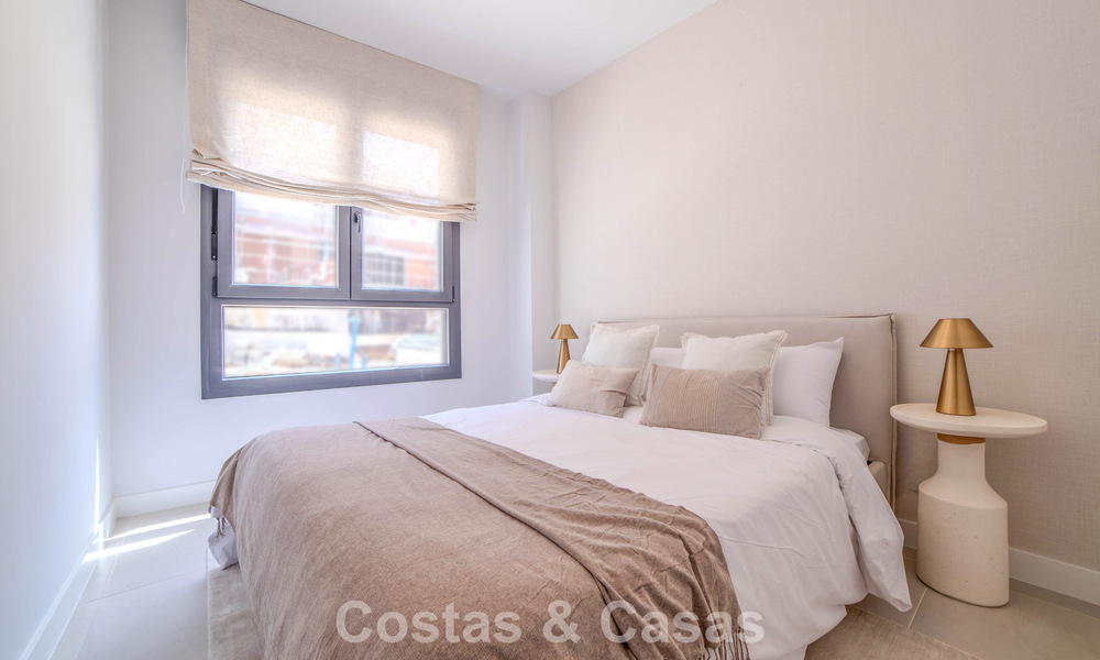 Appartements de nouvelle construction au design avant-gardiste à vendre, en première ligne de golf à Casares, Costa del Sol 799002
