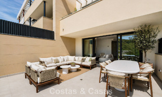 Appartements de nouvelle construction au design avant-gardiste à vendre, en première ligne de golf à Casares, Costa del Sol 799022 
