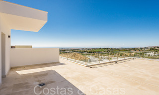 Villa neuve de style architectural moderne à vendre dans la vallée du golf de Nueva Andalucia, Marbella 65896 
