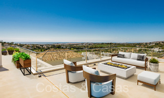 Villa neuve de style architectural moderne à vendre dans la vallée du golf de Nueva Andalucia, Marbella 65898 