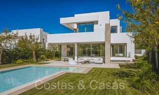 Villas sophistiquées de nouvelle construction à vendre sur le New Golden Mile entre Marbella et Estepona 66093 