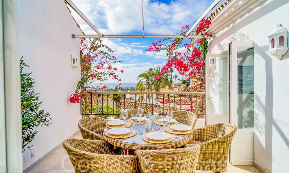 Maison mitoyenne pittoresque avec vue sur la mer à vendre sur les collines de Marbella - Benahavis 65967