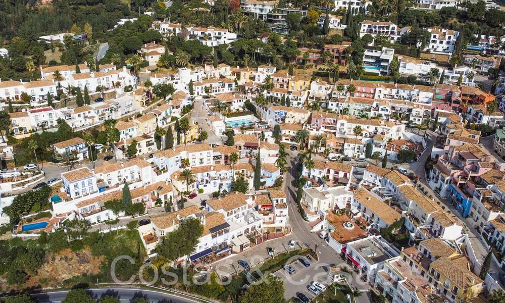 Maison mitoyenne pittoresque avec vue sur la mer à vendre sur les collines de Marbella - Benahavis 65974