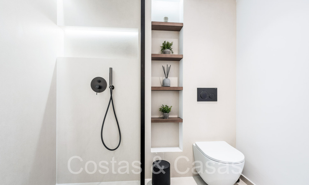 Maison mitoyenne magnifiquement rénovée à vendre sur le Golden Mile de Marbella 65782