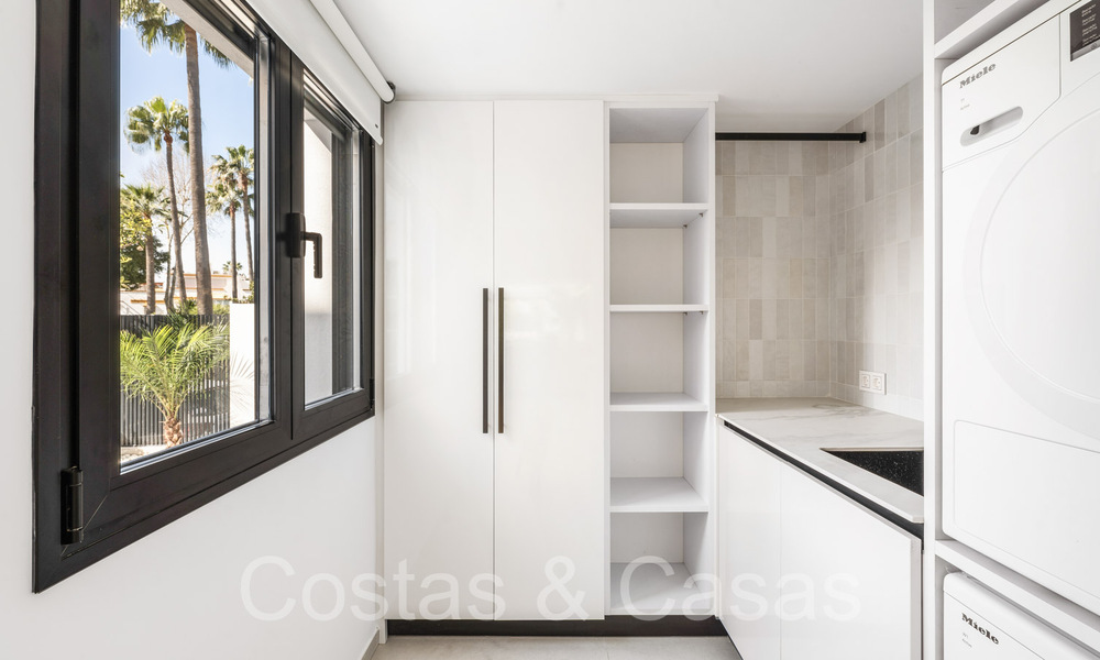 Maison mitoyenne magnifiquement rénovée à vendre sur le Golden Mile de Marbella 65792