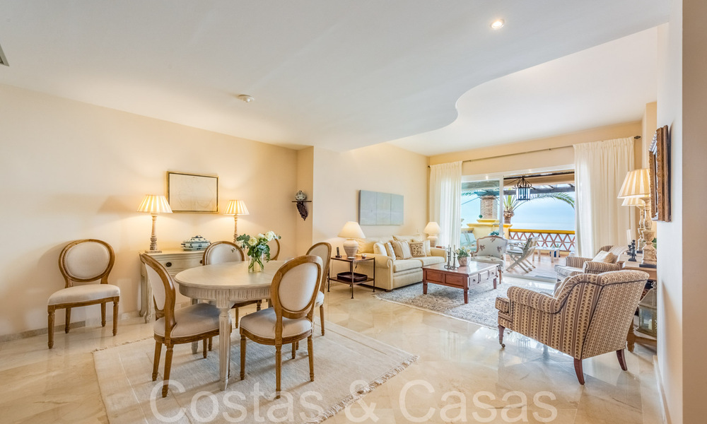 Appartement spacieux à vendre dans un complexe de plage fermé avec vue imprenable sur la mer à l'est du centre de Marbella 66028