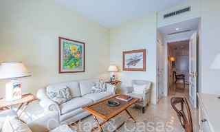 Appartement spacieux à vendre dans un complexe de plage fermé avec vue imprenable sur la mer à l'est du centre de Marbella 66046 