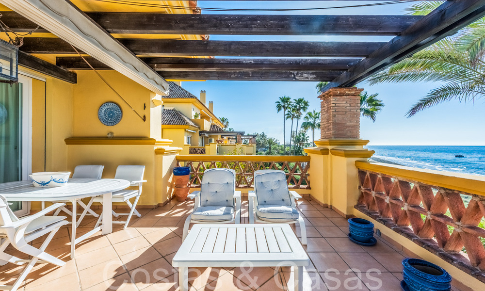 Appartement spacieux à vendre dans un complexe de plage fermé avec vue imprenable sur la mer à l'est du centre de Marbella 66051