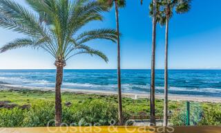Appartement spacieux à vendre dans un complexe de plage fermé avec vue imprenable sur la mer à l'est du centre de Marbella 66052 
