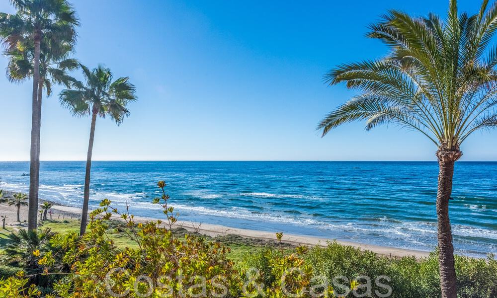 Appartement spacieux à vendre dans un complexe de plage fermé avec vue imprenable sur la mer à l'est du centre de Marbella 66058