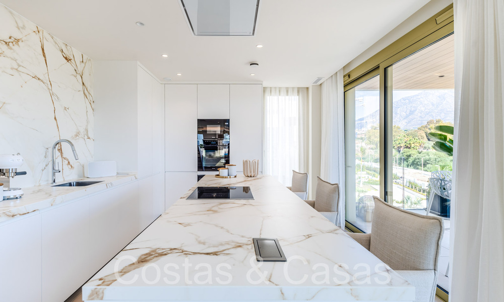 Penthouse ultra luxueux avec piscine privée à vendre au centre du Golden Mile de Marbella 66164