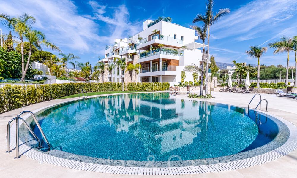 Penthouse ultra luxueux avec piscine privée à vendre au centre du Golden Mile de Marbella 66174
