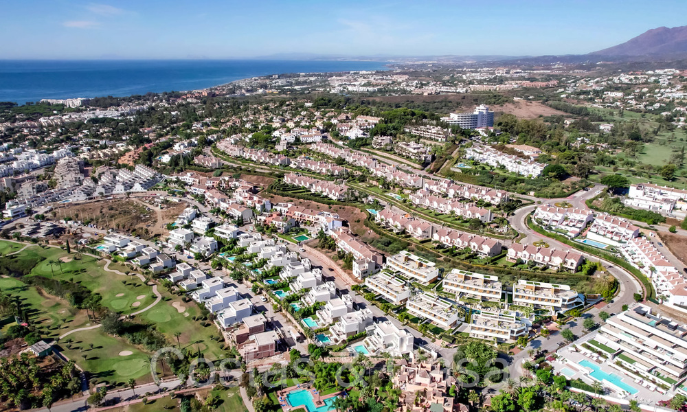 Maisons jumelées neuves et modernes à vendre dans un complexe de charme, sur le New Golden Mile entre Marbella et Estepona 66243