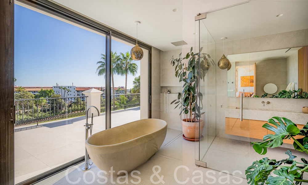 Villa de luxe spacieuse et de haute qualité à vendre à deux pas du golf de Marbella - Benahavis 66200