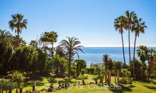 Villa andalouse à vendre directement sur la plage, sur le New Golden Mile entre Marbella et Estepona 66261 