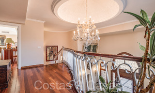 Villa andalouse à vendre directement sur la plage, sur le New Golden Mile entre Marbella et Estepona 66278 