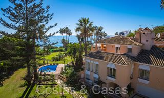 Villa andalouse à vendre directement sur la plage, sur le New Golden Mile entre Marbella et Estepona 66288 