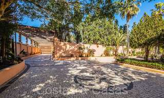 Villa andalouse à vendre directement sur la plage, sur le New Golden Mile entre Marbella et Estepona 66307 