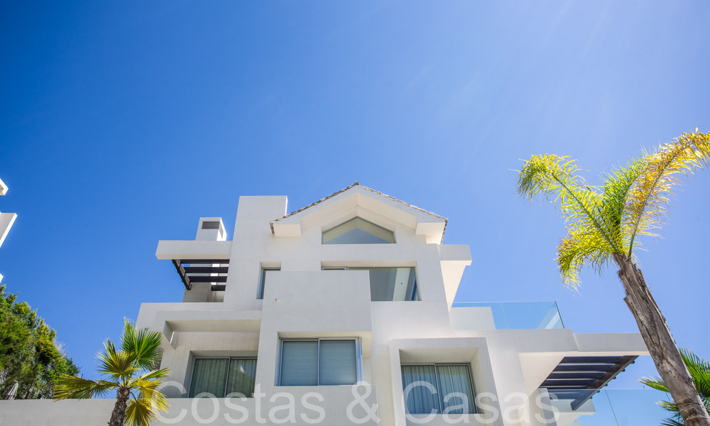 Prêt à emménager, penthouse flambant neuf de 3 chambres à vendre avec vue sur la mer dans un complexe fermé à Benahavis - Marbella 66206