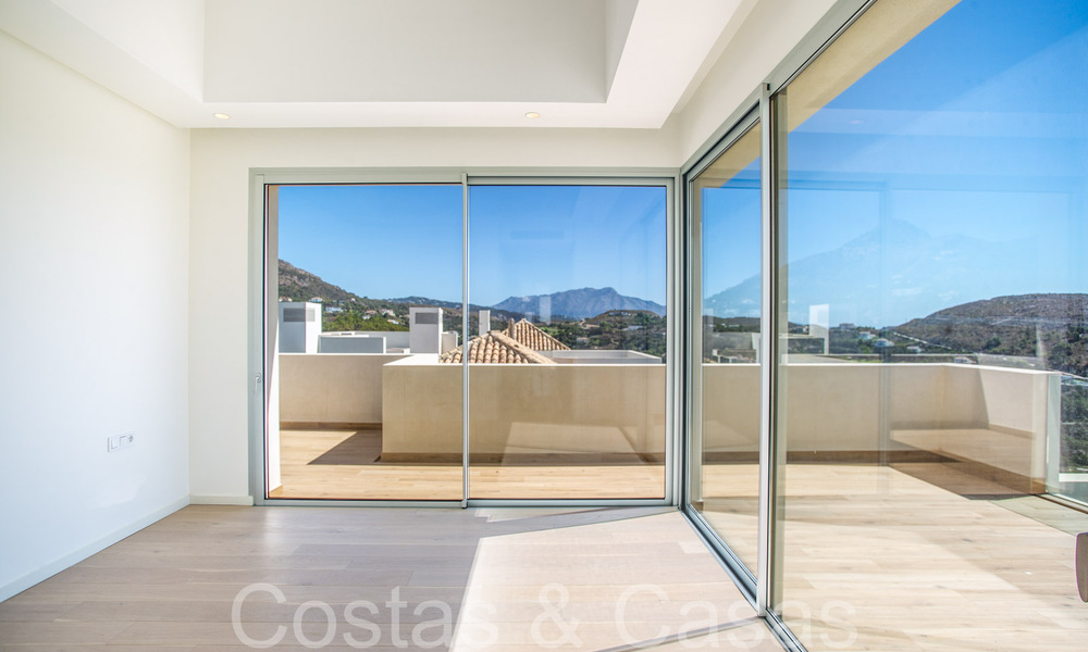 Prêt à emménager, penthouse flambant neuf de 3 chambres à vendre avec vue sur la mer dans un complexe fermé à Benahavis - Marbella 66224