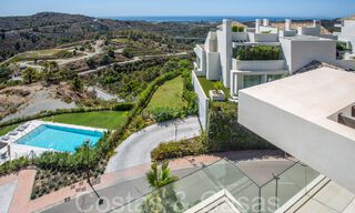 Prêt à emménager, penthouse flambant neuf de 3 chambres à vendre avec vue sur la mer dans un complexe fermé à Benahavis - Marbella 66230 