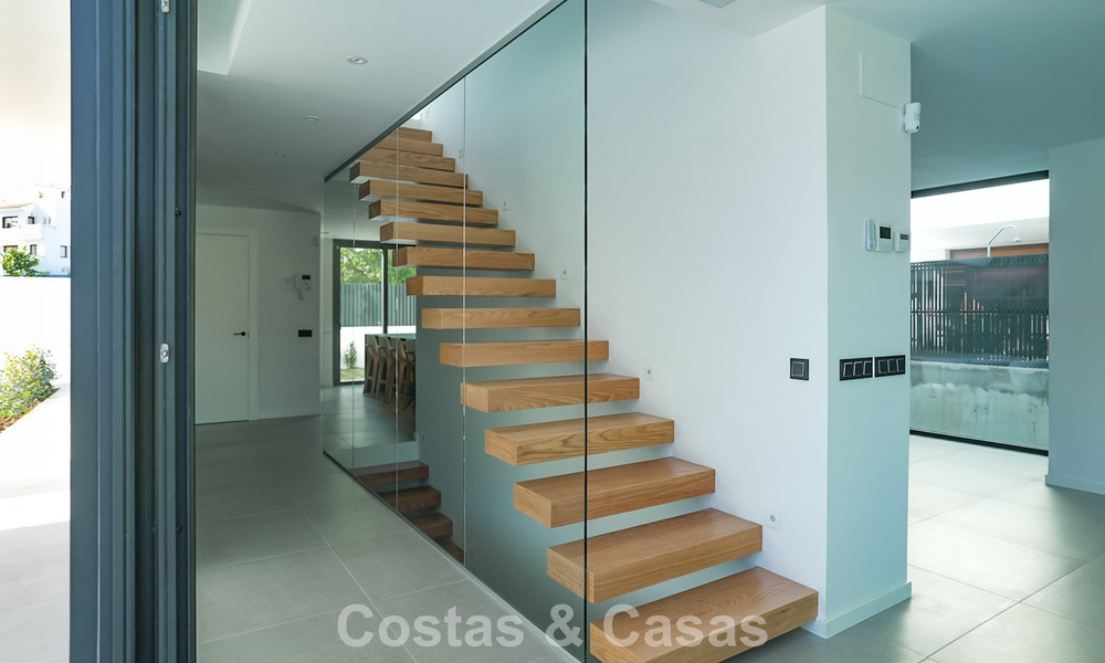 Prête à emménager, villa de luxe moderne à vendre à côté du terrain de golf sur le New Golden Mile, Marbella - Estepona 66402