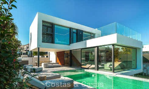 Prête à emménager, villa de luxe moderne à vendre à côté du terrain de golf sur le New Golden Mile, Marbella - Estepona 66407