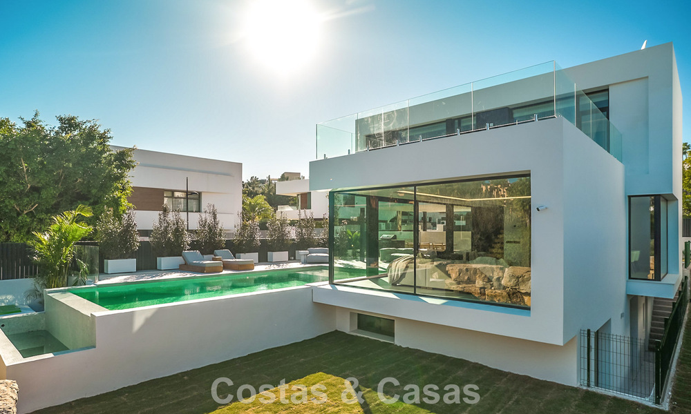 Prête à emménager, villa de luxe moderne à vendre à côté du terrain de golf sur le New Golden Mile, Marbella - Estepona 66409
