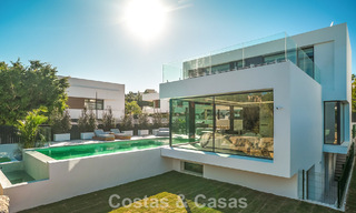 Prête à emménager, villa de luxe moderne à vendre à côté du terrain de golf sur le New Golden Mile, Marbella - Estepona 66409 