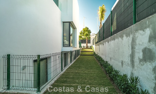 Prête à emménager, villa de luxe moderne à vendre à côté du terrain de golf sur le New Golden Mile, Marbella - Estepona 66411 