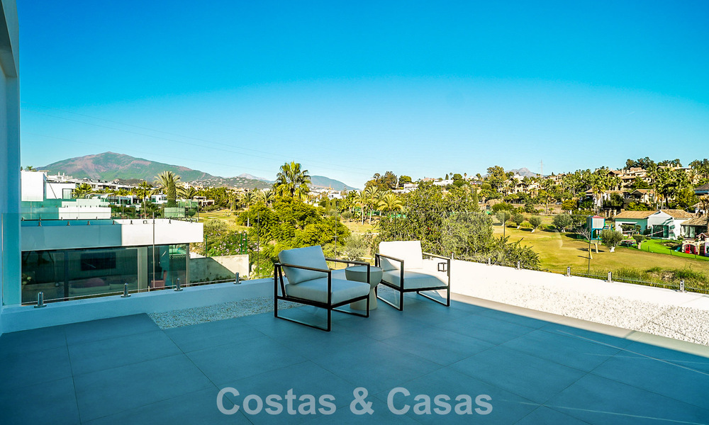 Prête à emménager, villa de luxe moderne à vendre à côté du terrain de golf sur le New Golden Mile, Marbella - Estepona 66418