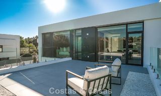 Prête à emménager, villa de luxe moderne à vendre à côté du terrain de golf sur le New Golden Mile, Marbella - Estepona 66420 