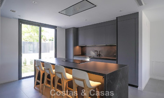 Prête à emménager, villa de luxe moderne à vendre à côté du terrain de golf sur le New Golden Mile, Marbella - Estepona 66421 