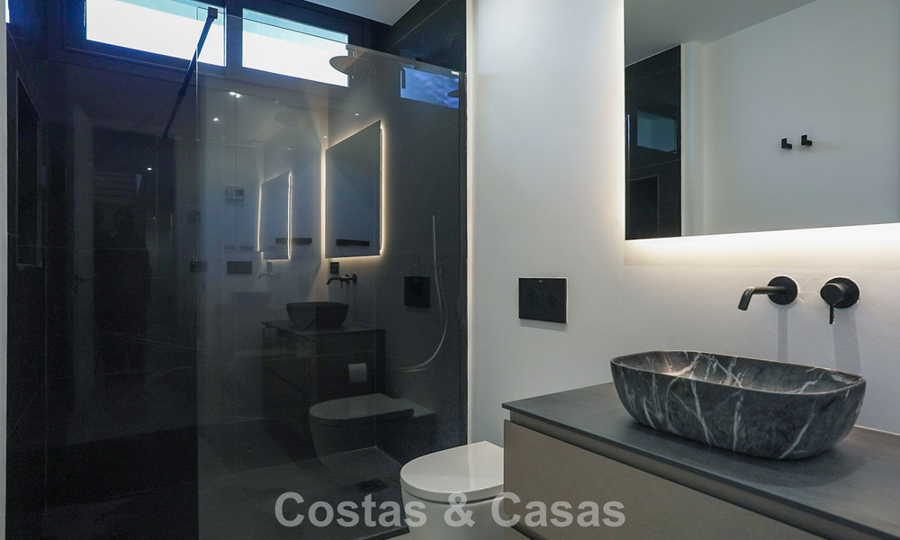 Prête à emménager, villa de luxe moderne à vendre à côté du terrain de golf sur le New Golden Mile, Marbella - Estepona 66423