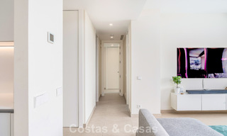 Prêt à emménager, appartement de luxe à vendre dans un prestigieux complexe de golf sur les collines de Marbella - Benahavis 66465 