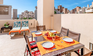 Penthouse en duplex contemporain à vendre dans un complexe de première ligne de plage avec piscine privée entre Marbella et Estepona 66593 