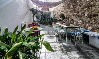 Maison double mitoyenne à vendre à distance de marche de toutes les commodités dans le centre pittoresque d'Estepona 66599 